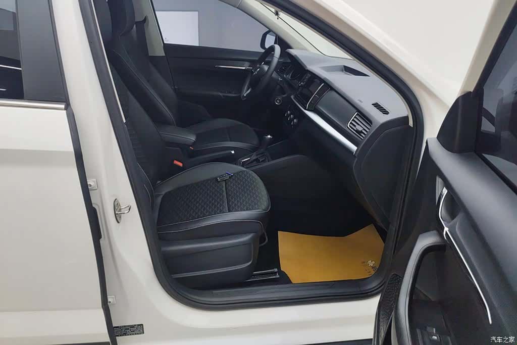 Skoda Kamiq, 2019 8