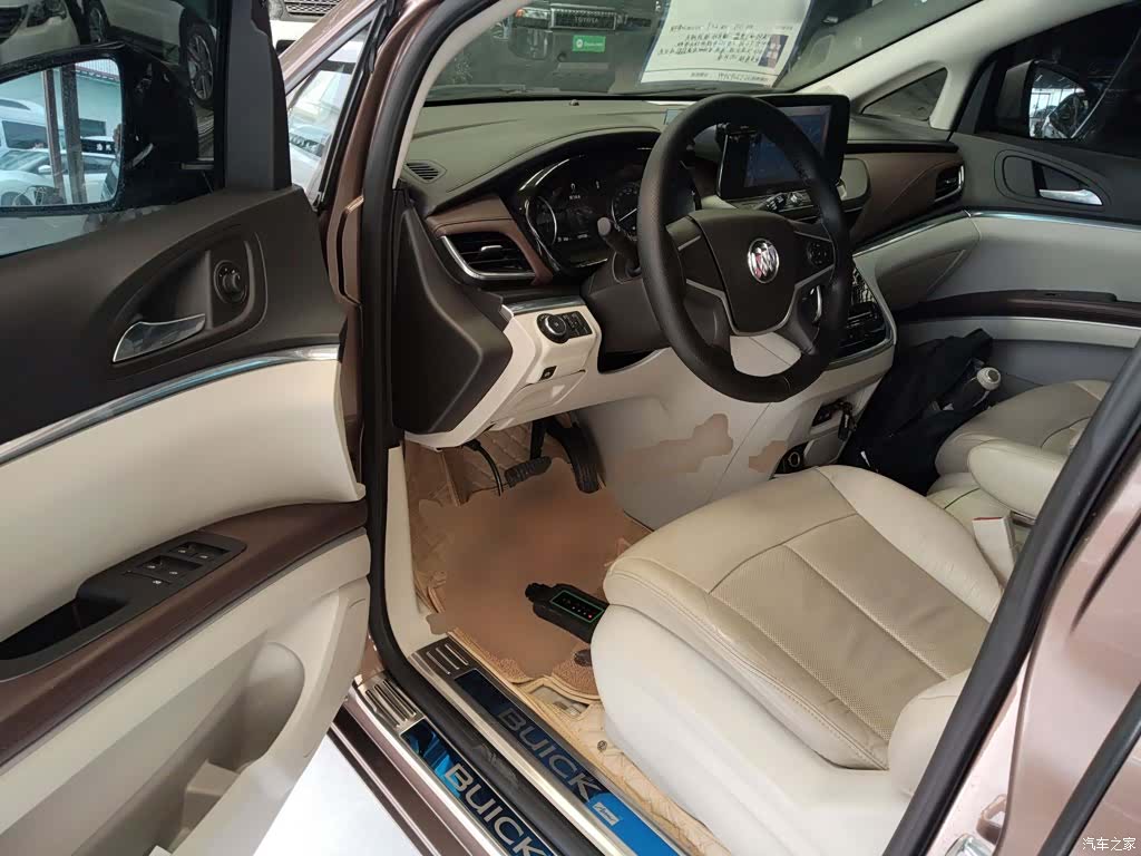 Buick GL8, 2020 12