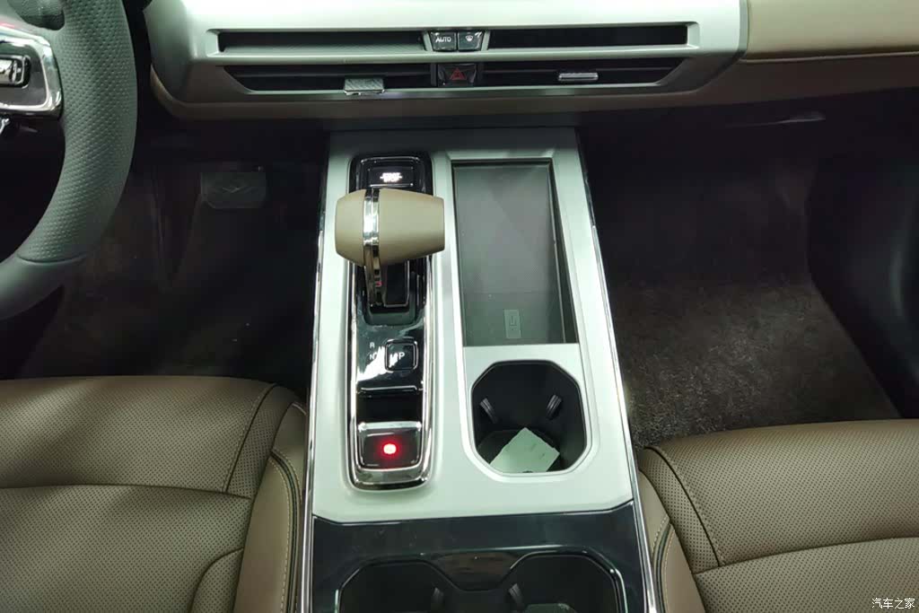 Trumpchi GS4, 2024 16