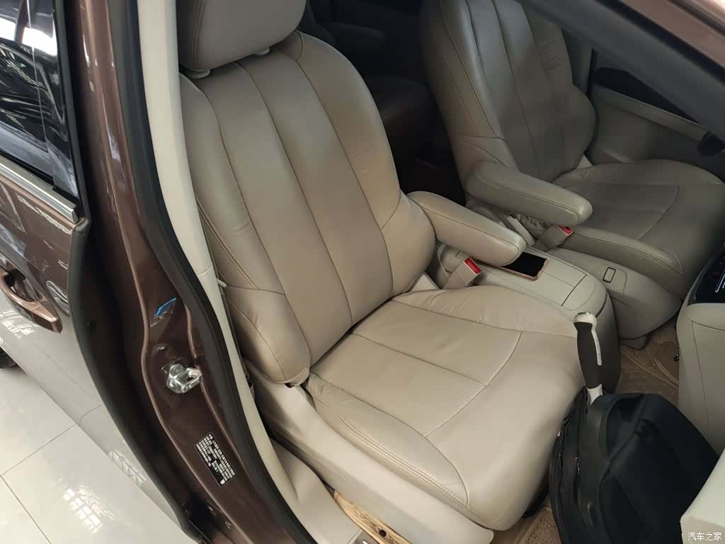 Buick GL8, 2020 20
