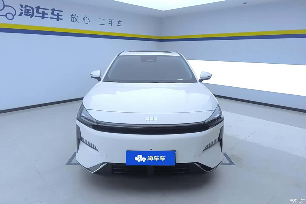 Geely Galaxy L6, 2025 2