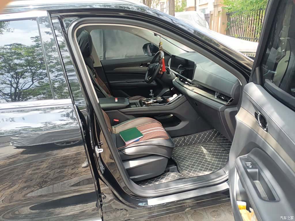 Ford Equator Sport, 2024 21