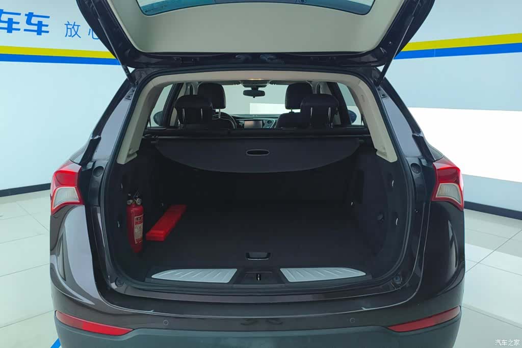 Buick Envision Plus, 2019 4