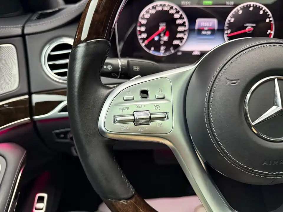 Mercedes-Benz Maybach S-class