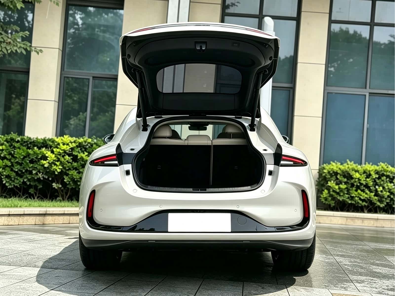 IM Motors L6, 2024 6