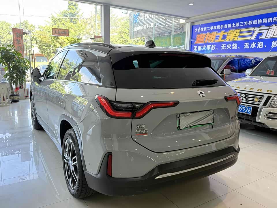 NIO ES6