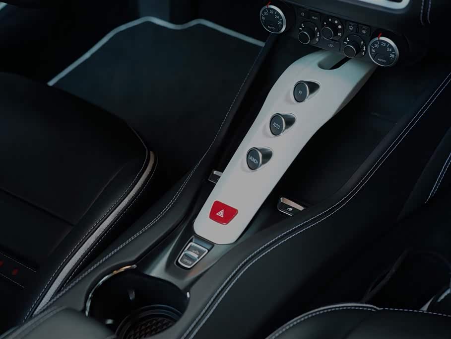 Ferrari California T