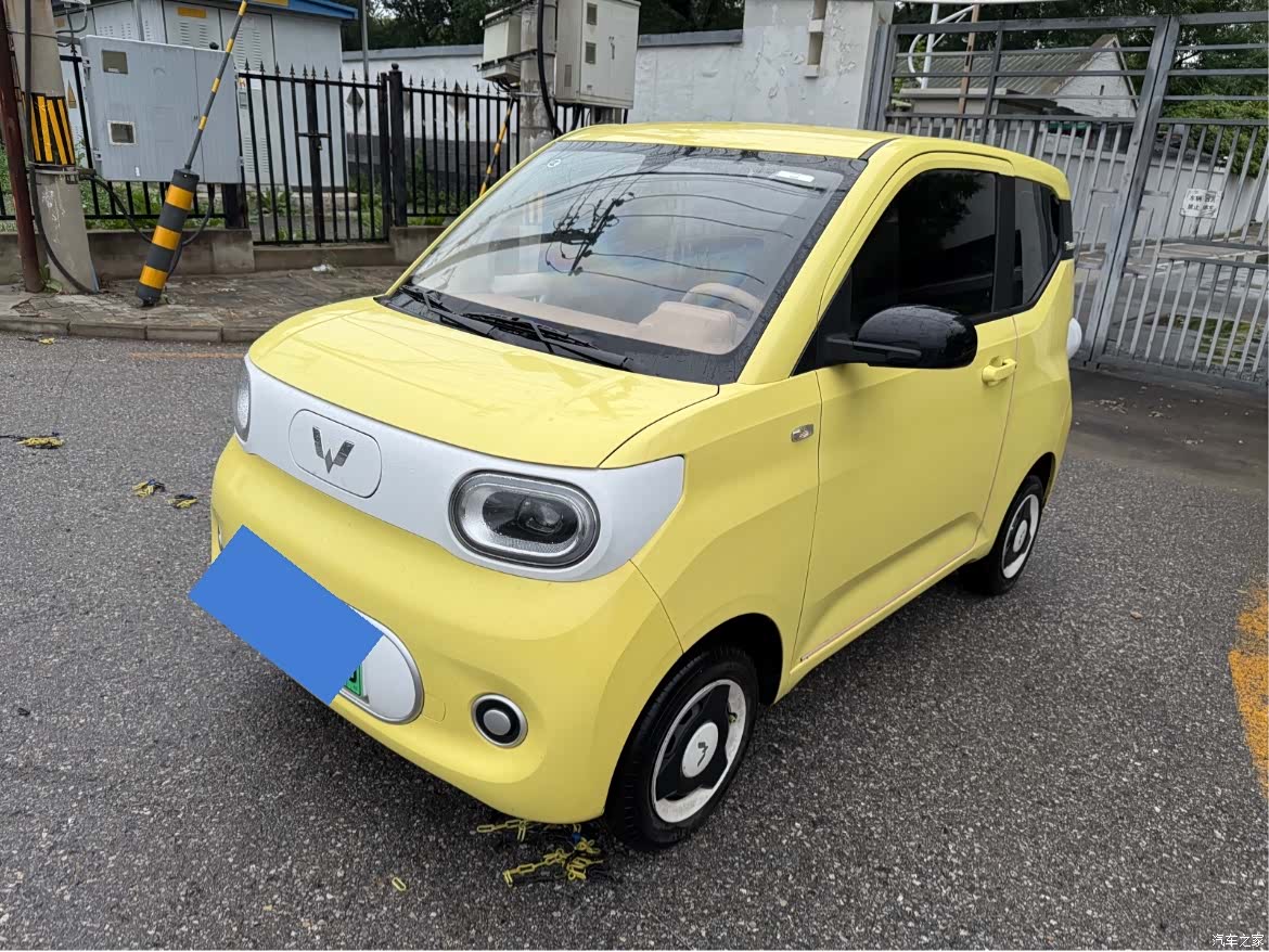 Wuling MINIEV