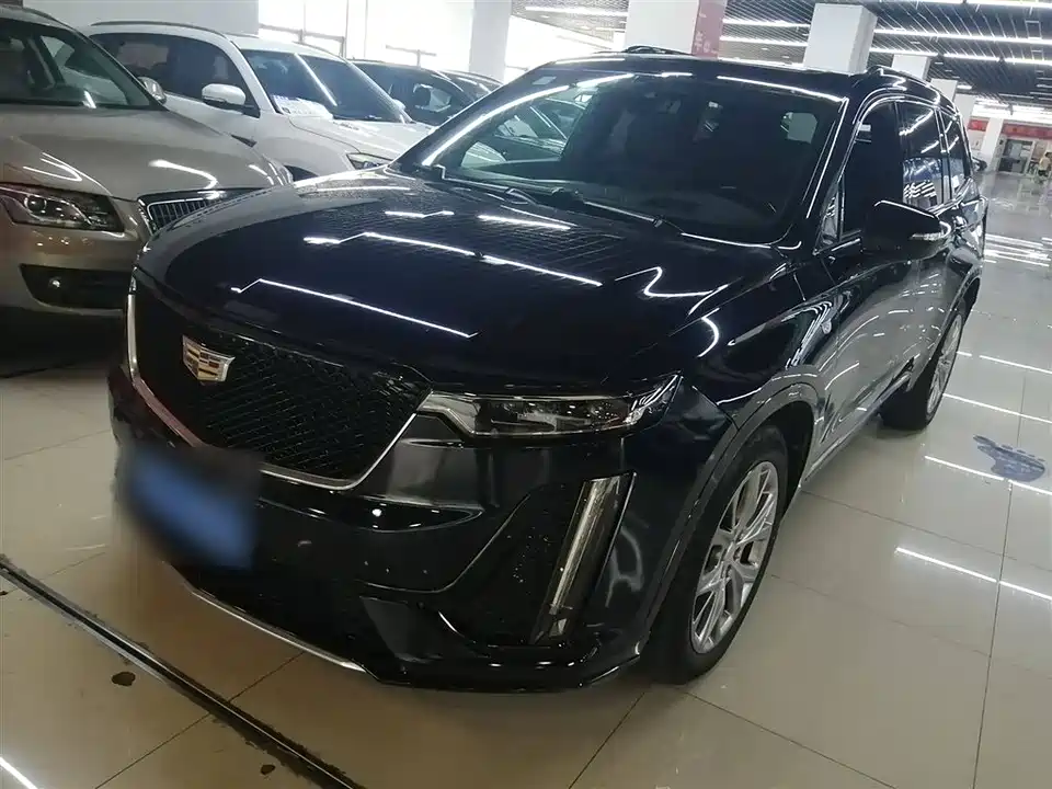 Cadillac XT6