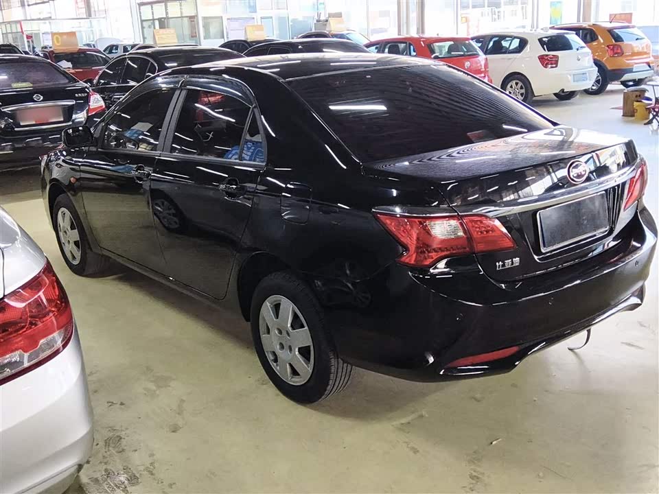 BYD F3