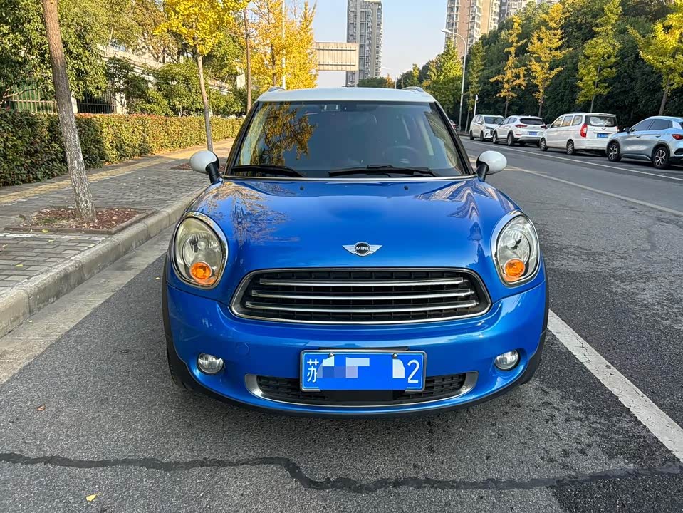 MINI COUNTRYMAN