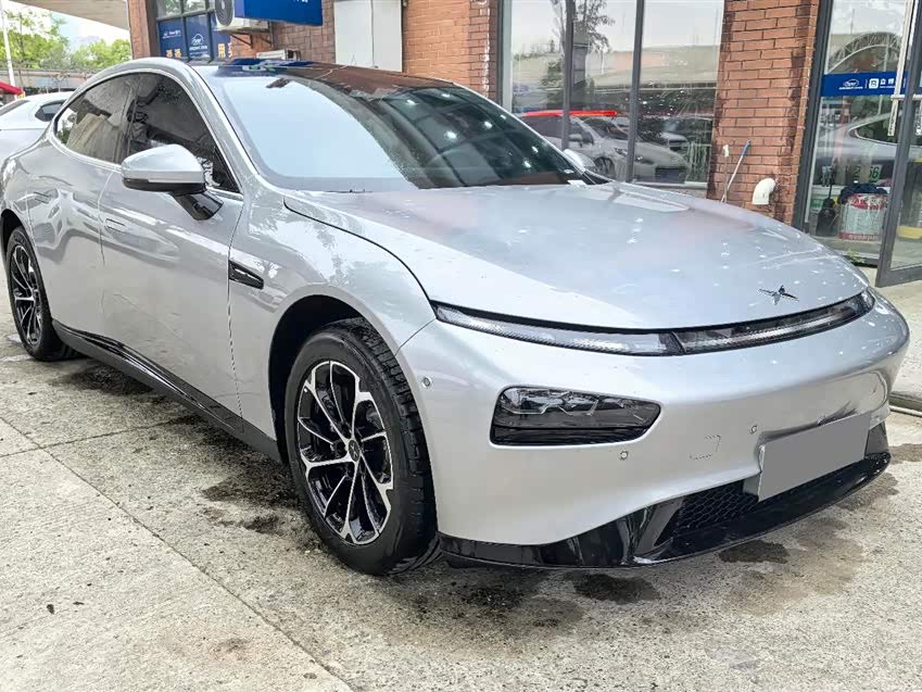 XPENG P7