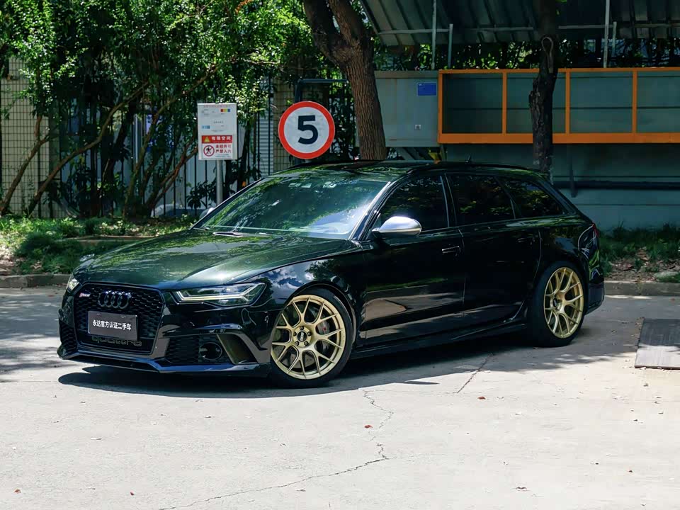 Audi RS 6 Audi RS 6