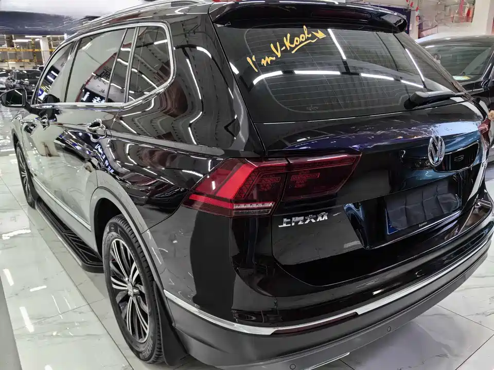 Volkswagen Tiguan L