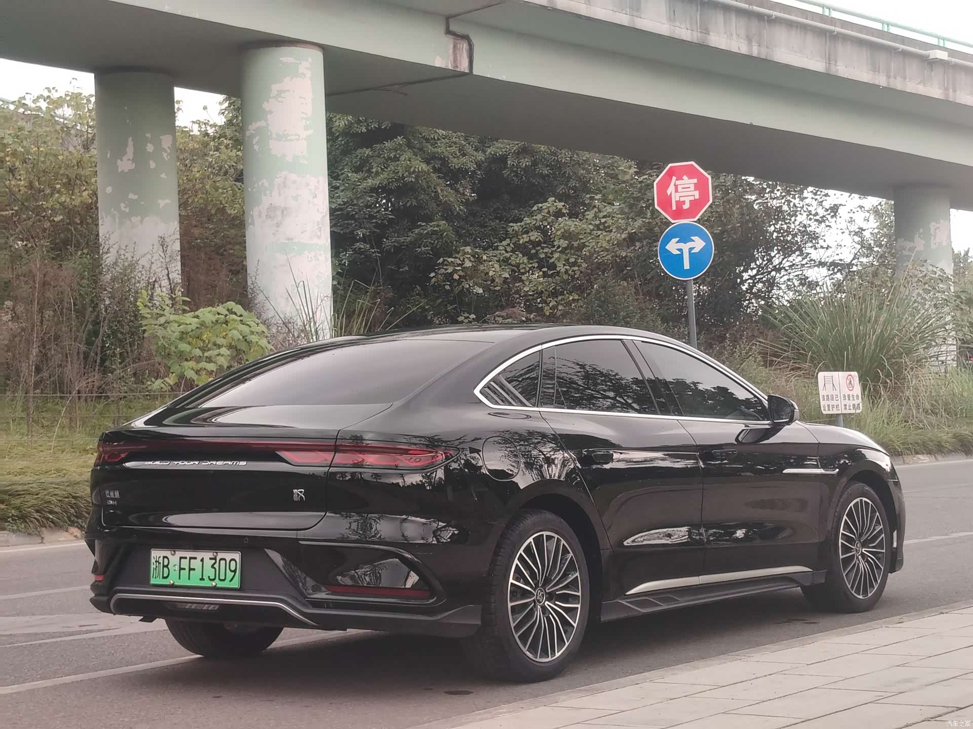 BYD Han, 2023 18