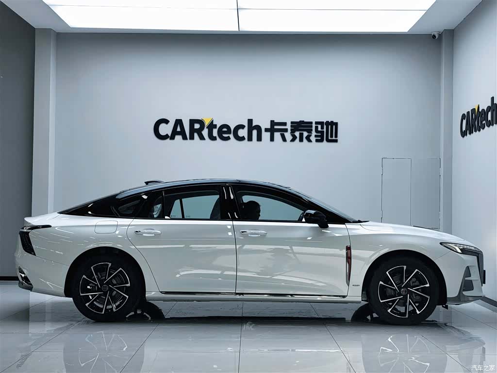 Hongqi H6, 2026 все фото