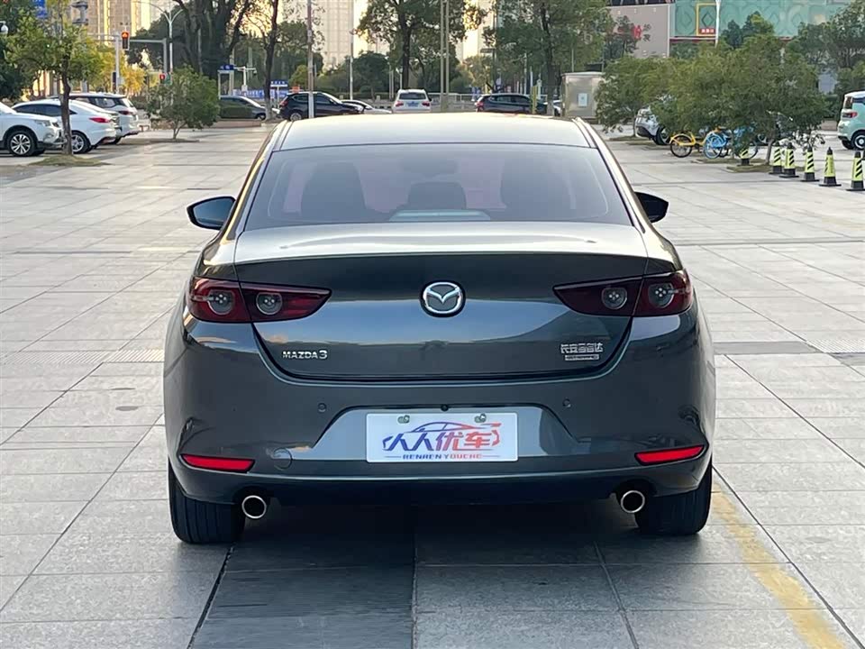Mazda 3 Angkesaila