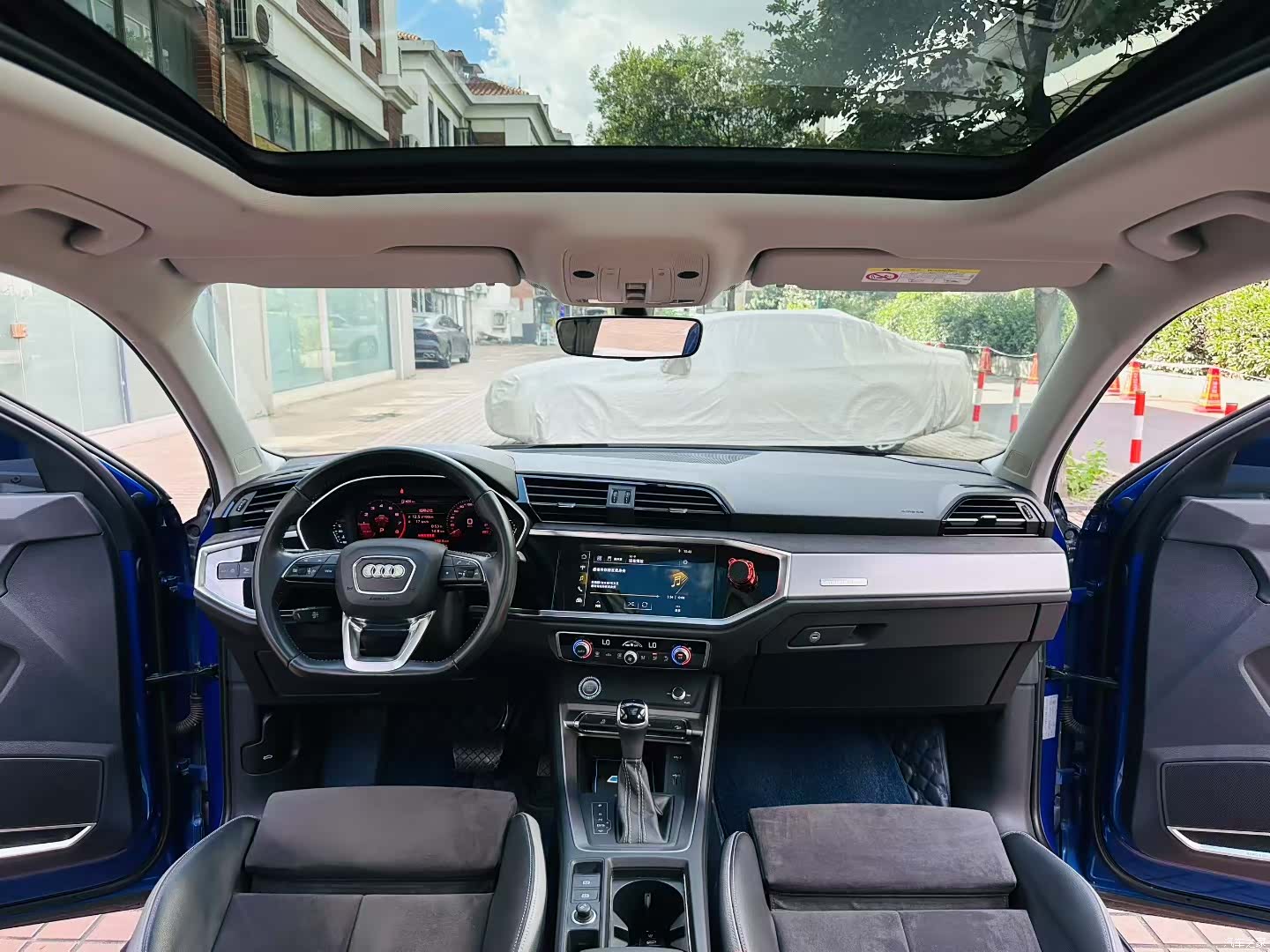 Audi Q3, 2019 все фото
