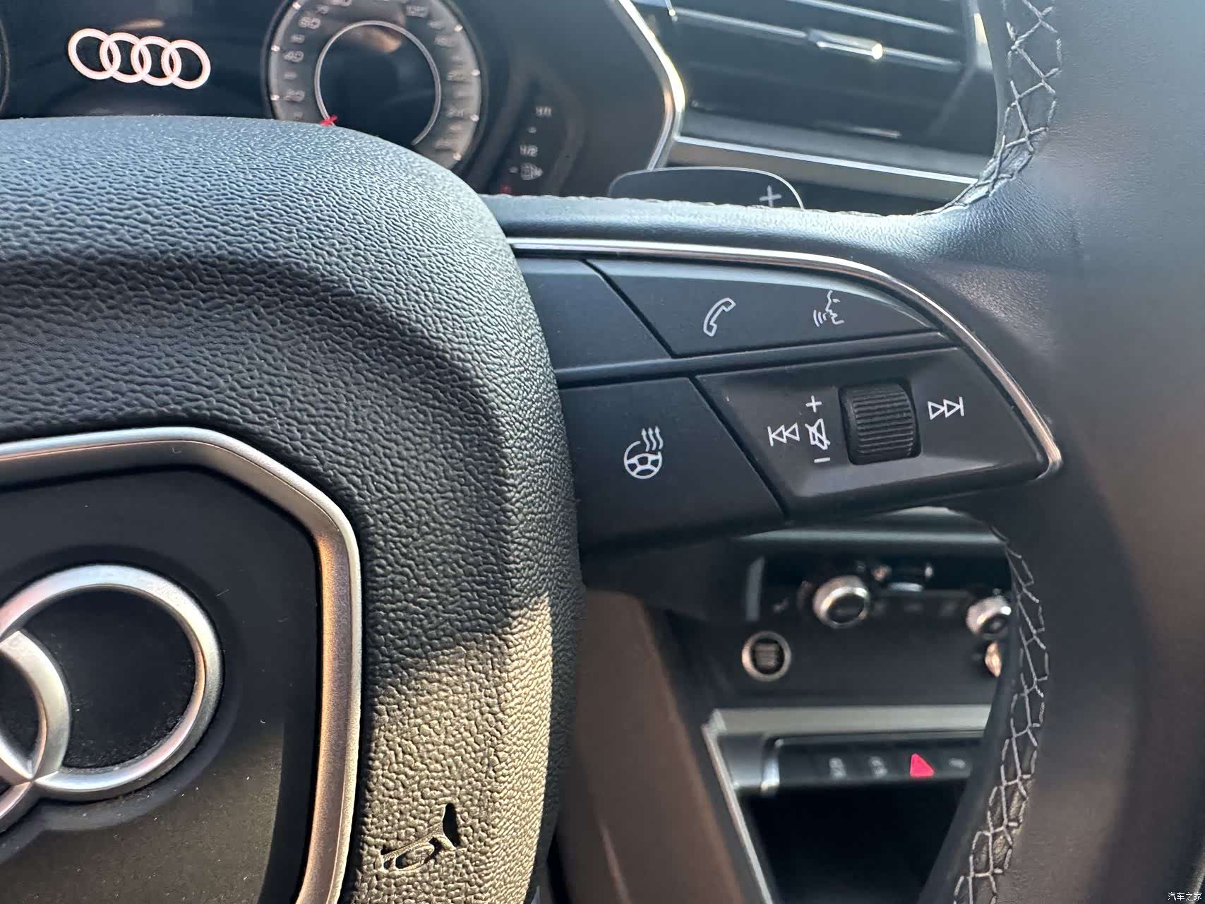 Audi Q3, 2022 6