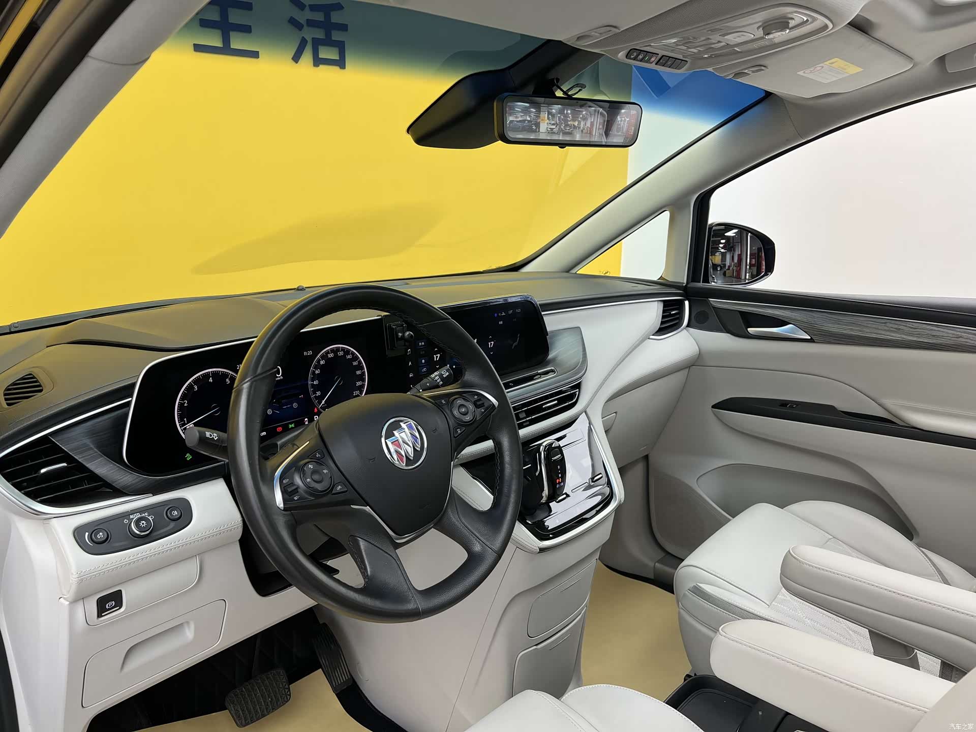 Buick GL8, 2023 все фото