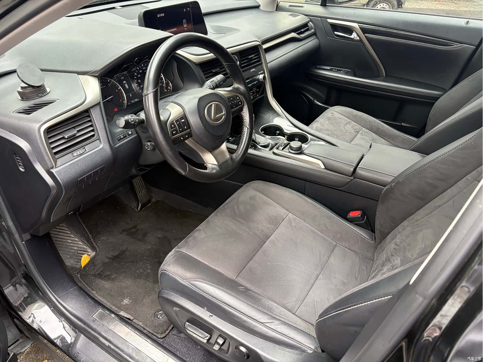 Lexus RX, 2019 все фото