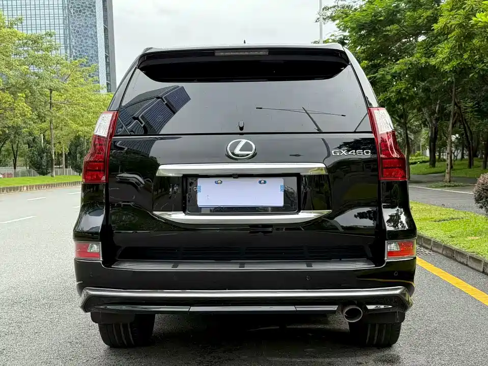 Lexus GX