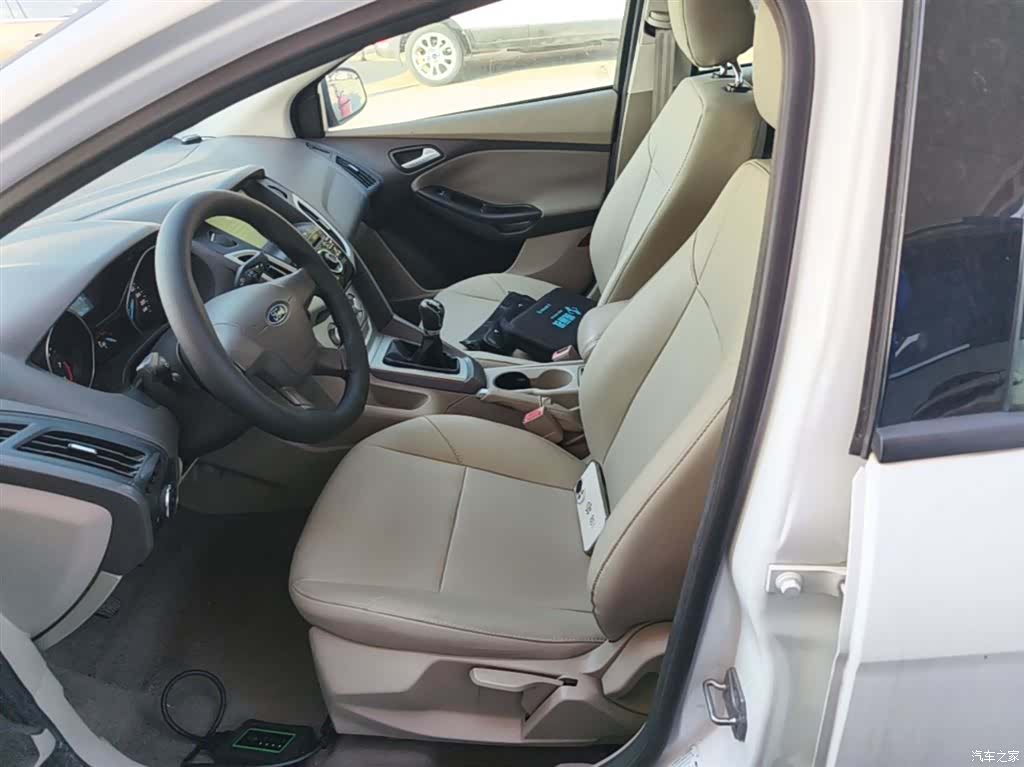 Ford Focus, 2015 15