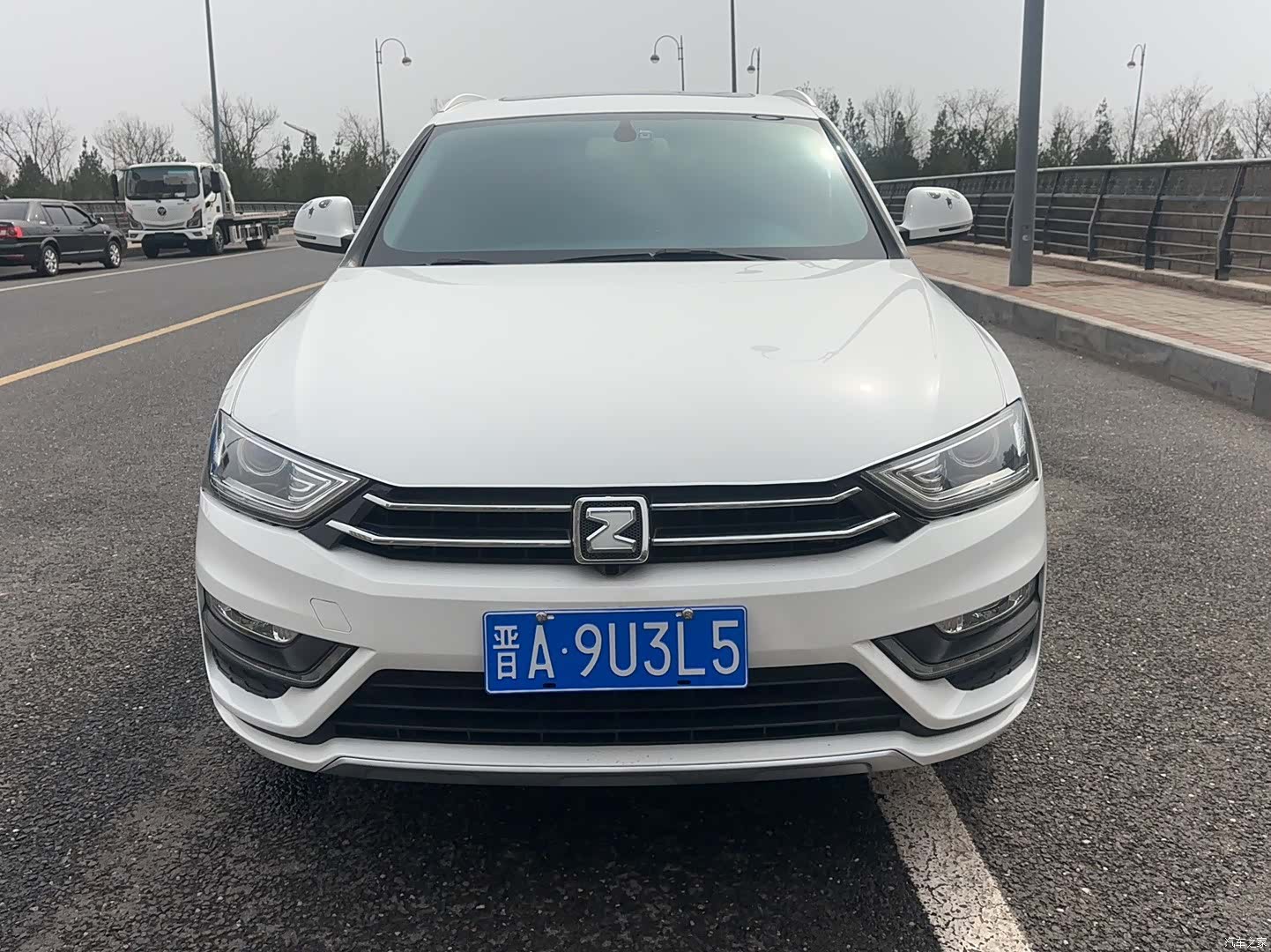 Zotye SR7, 2016 4