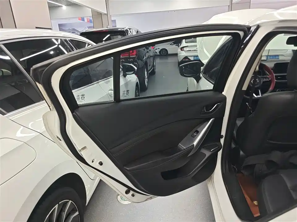 Mazda Atez Mazda Atez