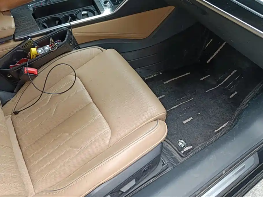 Audi A6L Audi A6L