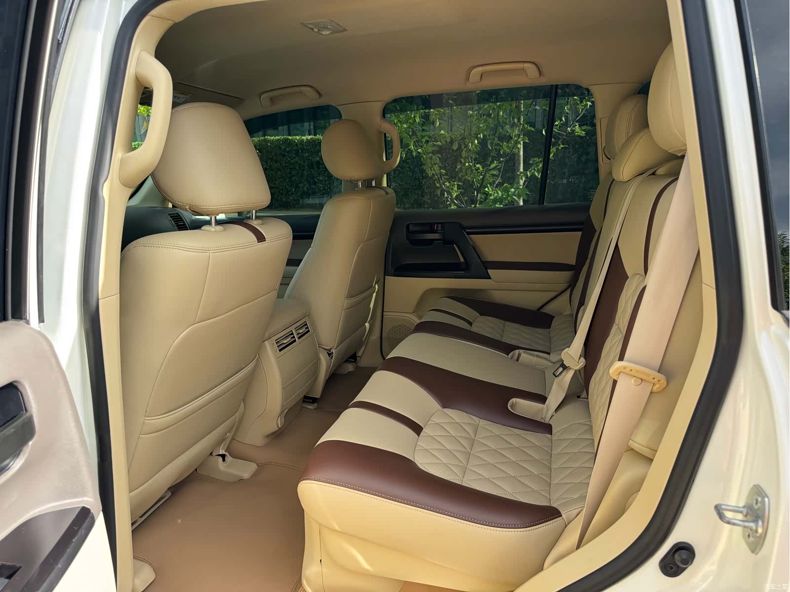 Toyota Land Cruiser, 2016 16