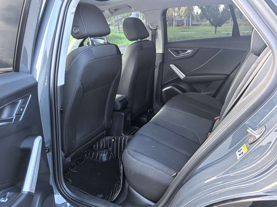 Audi Q2L Audi Q2L