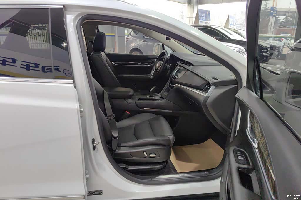 Cadillac XT5, 2019 8