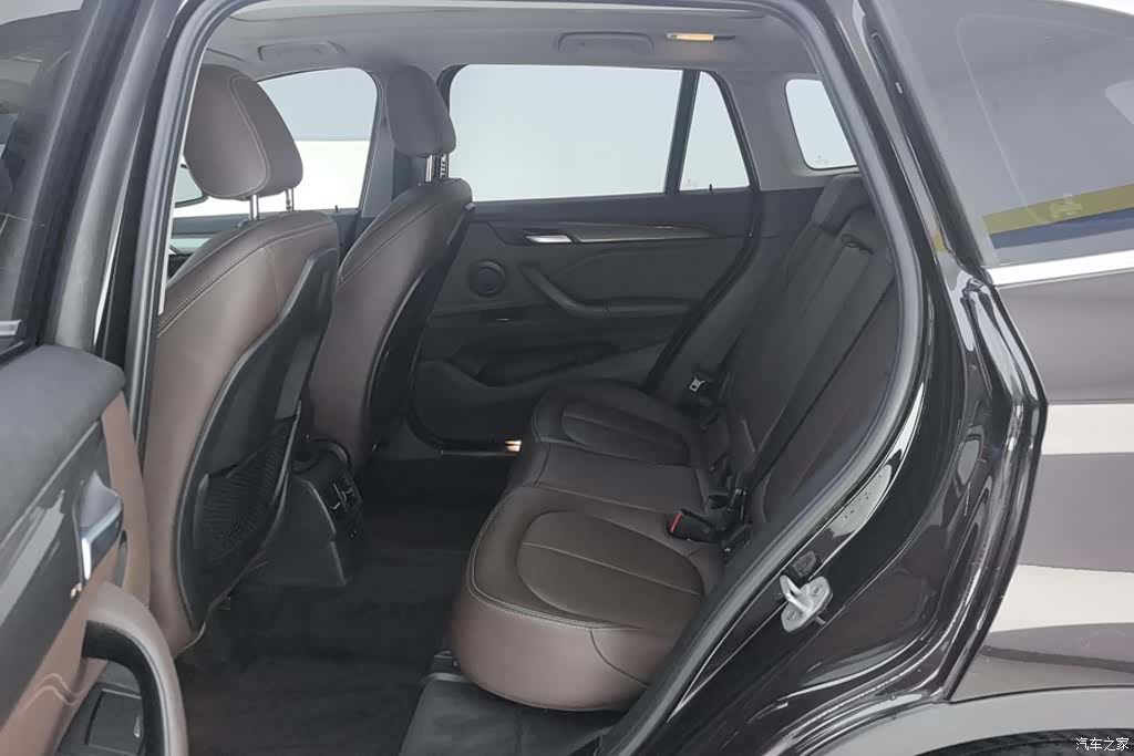 BMW X1, 2019 11