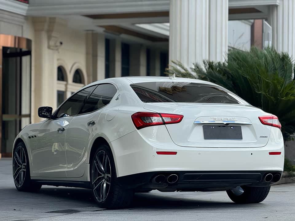 Maserati Ghibli
