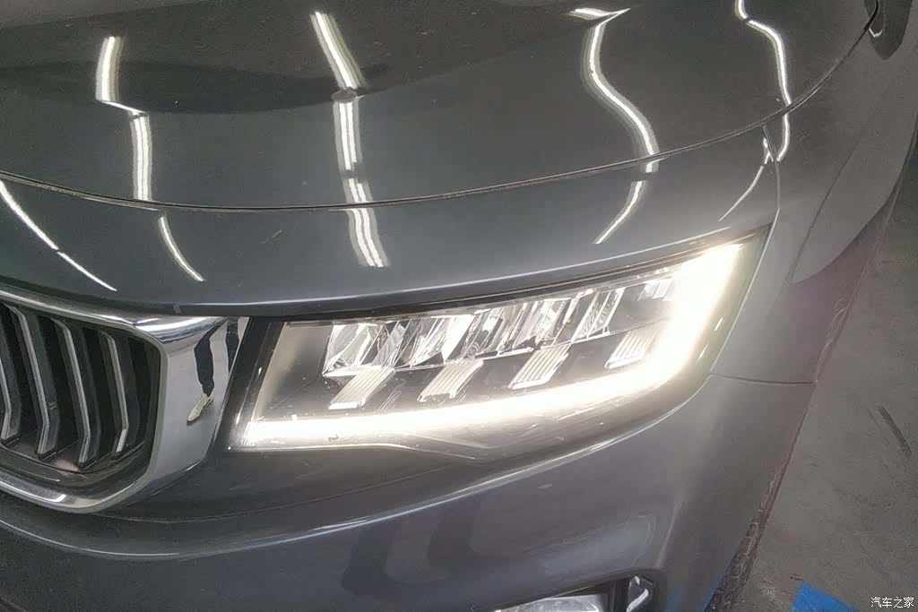 Geely Haoyue, 2022 все фото