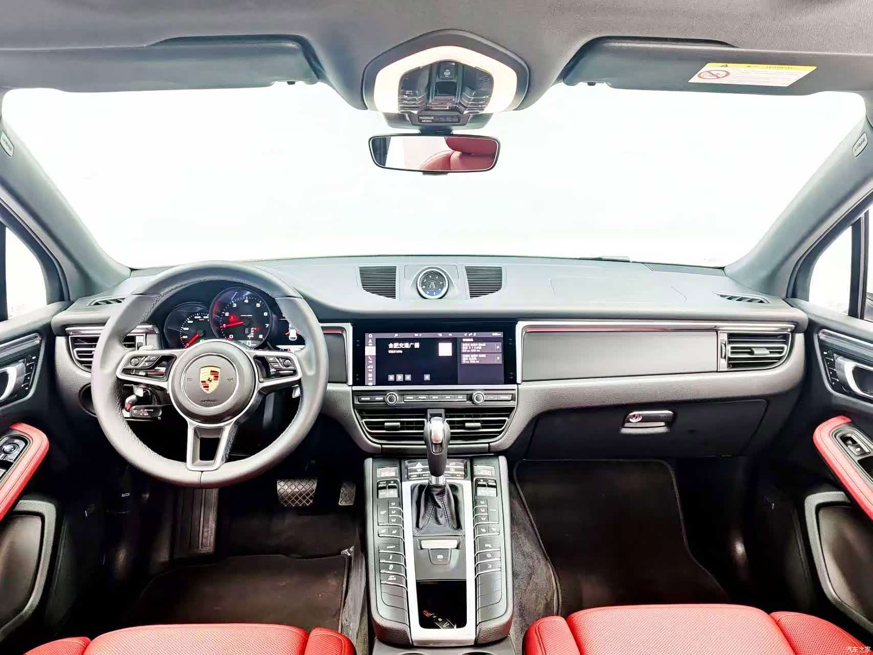 Porsche Macan, 2021 12