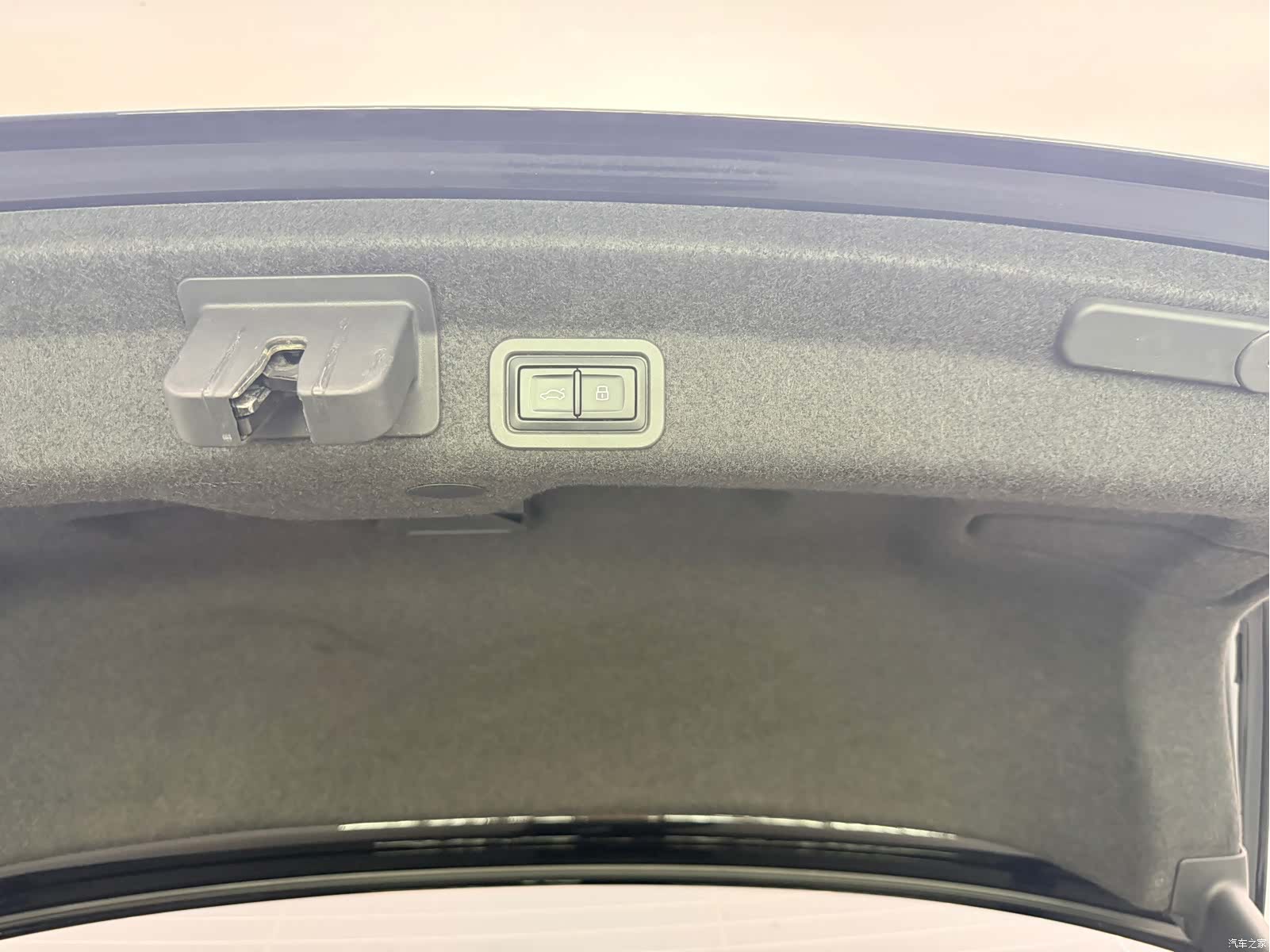 Audi A6L, 2024 27