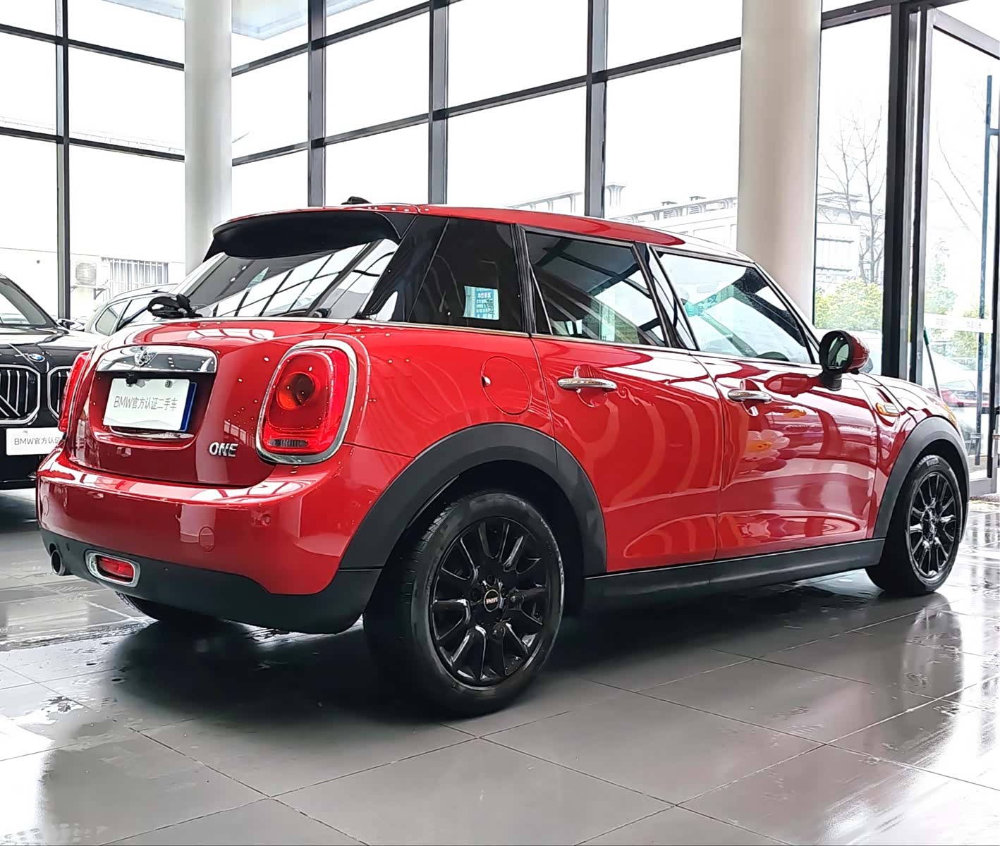 Mini ONE, 2018 6