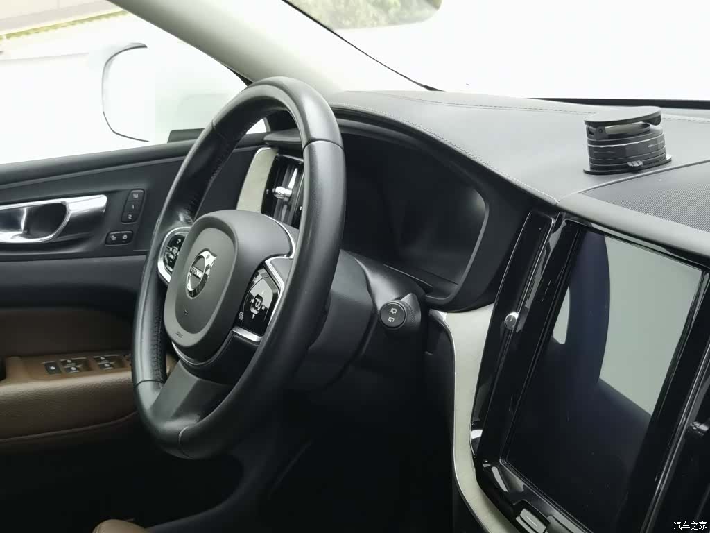 Volvo XC60, 2020 22