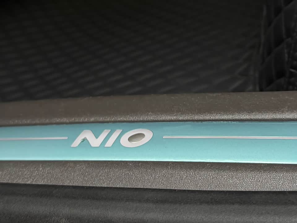 NIO ET7