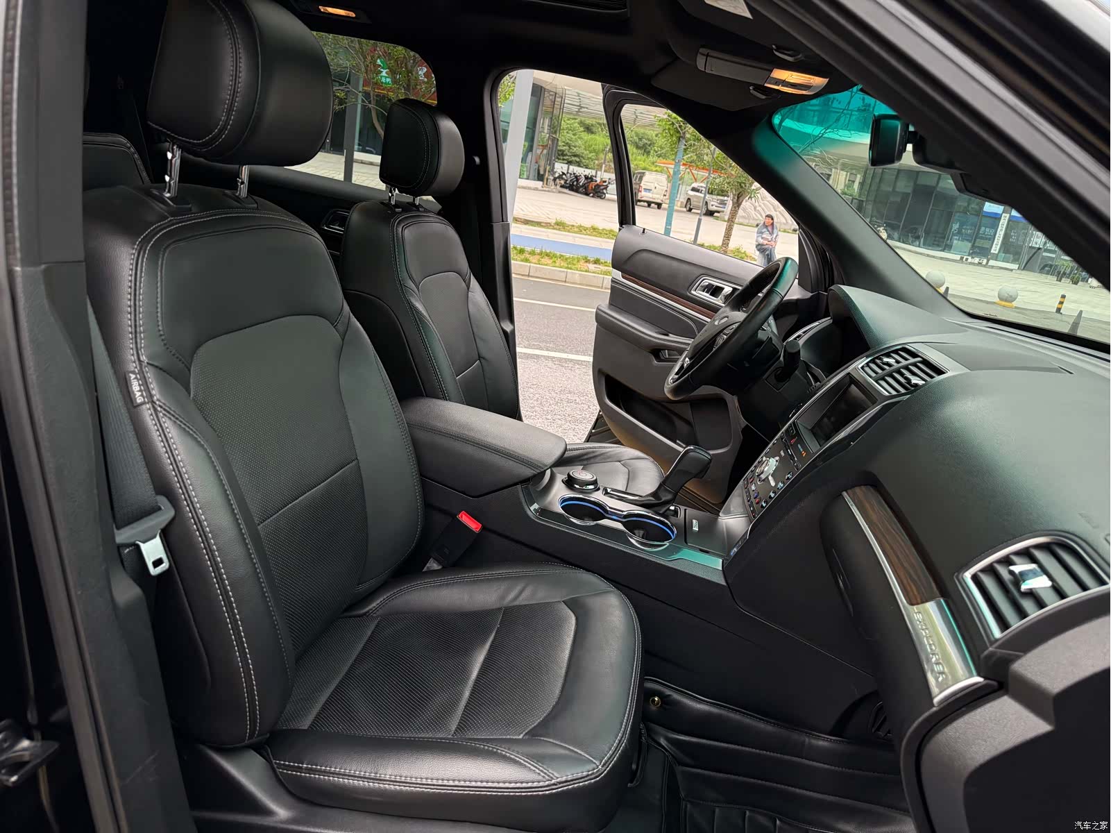 Ford Explorer, 2016 20