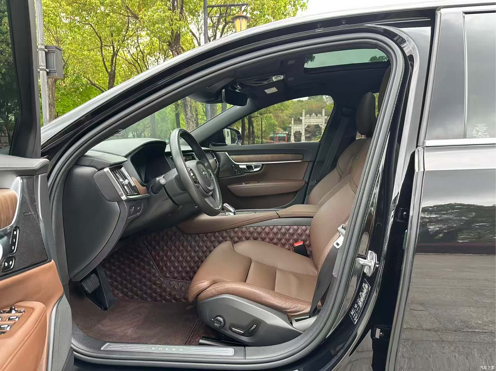 Volvo S90, 2021 все фото
