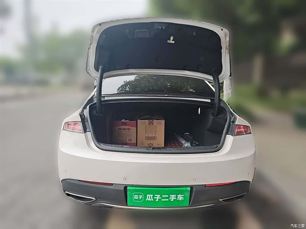 Lincoln MKZ, 2018 20