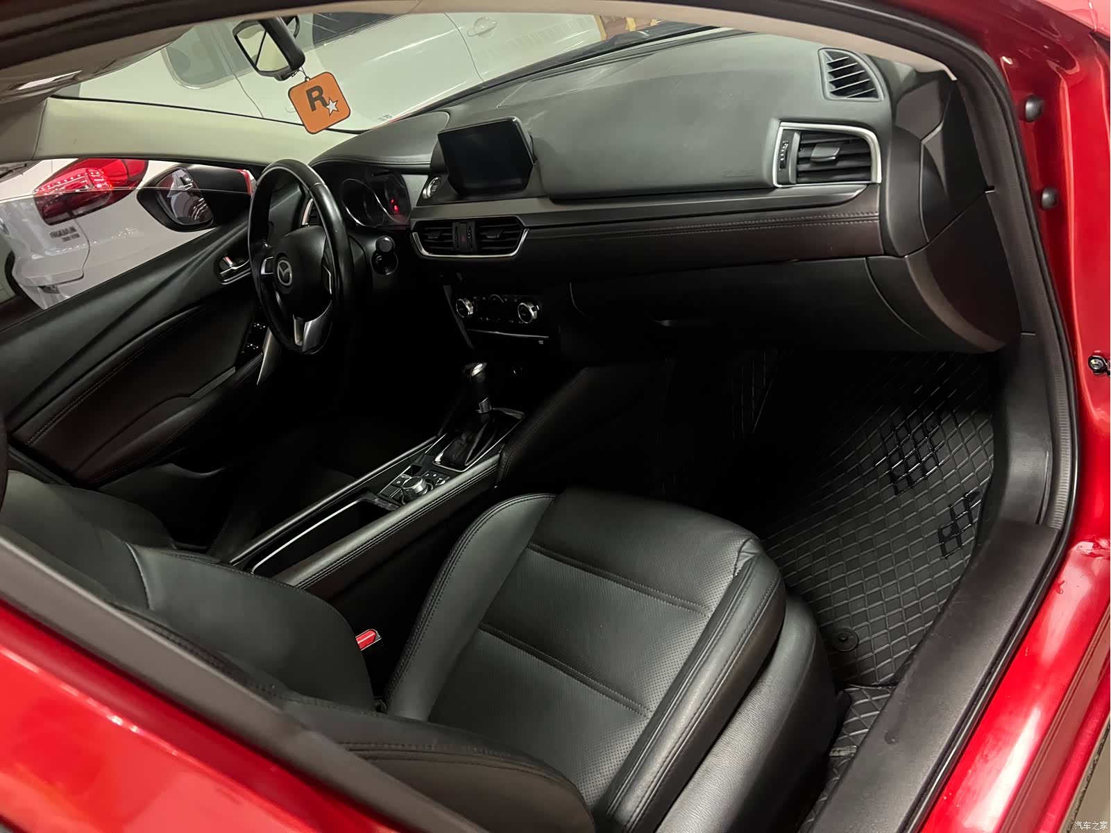 Mazda Atenza, 2017 4