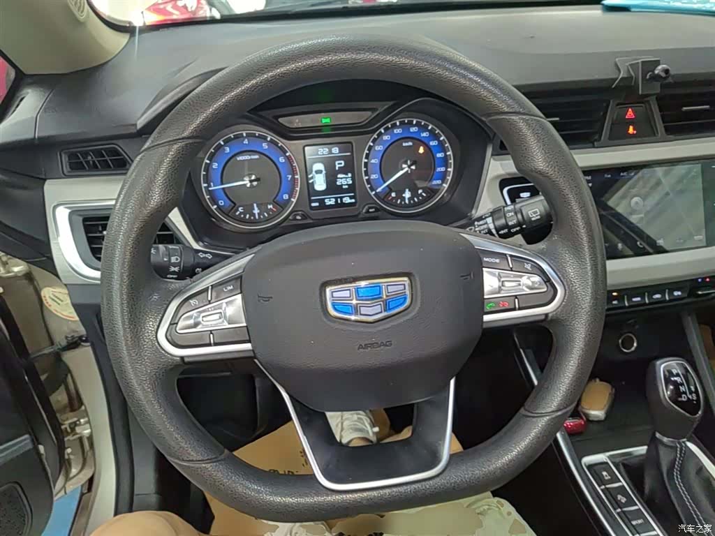 Geely X3, 2021 11