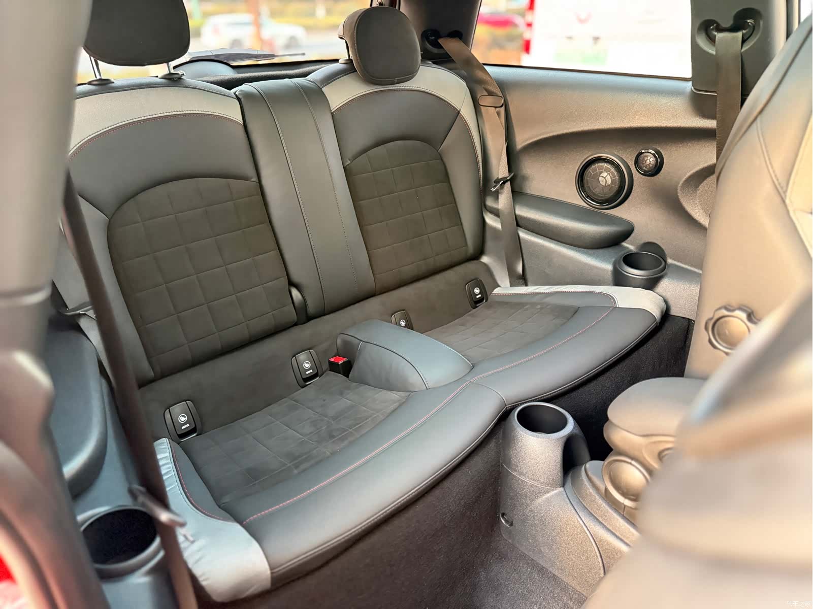Mini Cooper, 2024 13