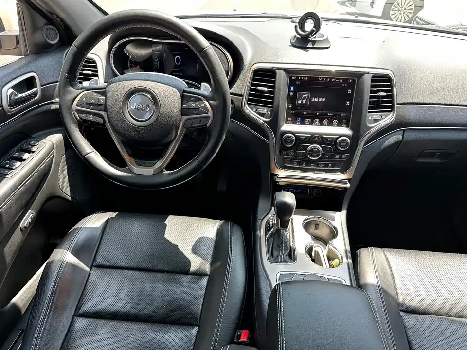 Jeep Grand Cherokee Jeep Grand Cherokee