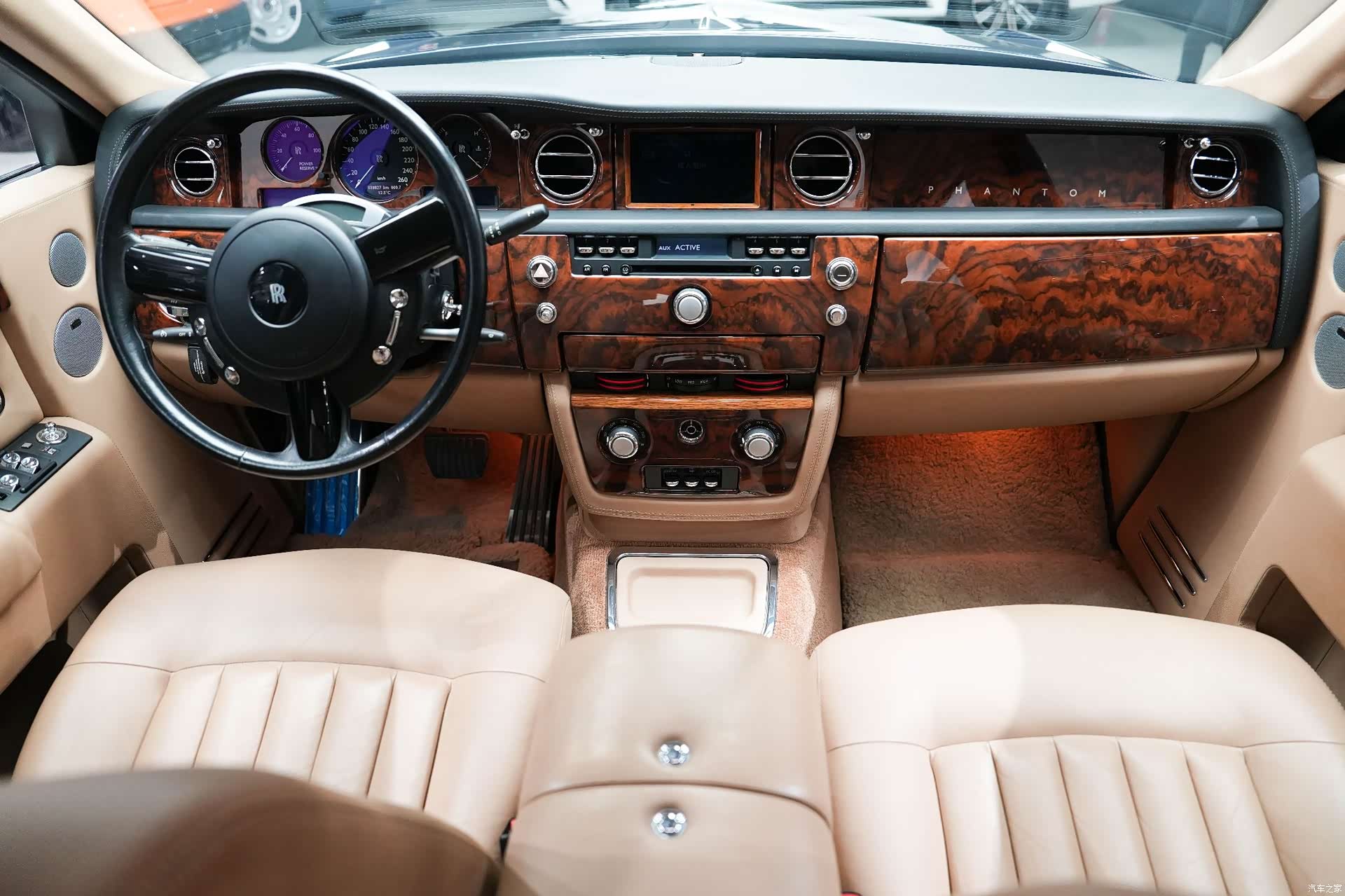 Rolls-Royce Phantom, 2008 24