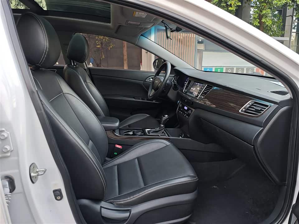 Hyundai Name picture